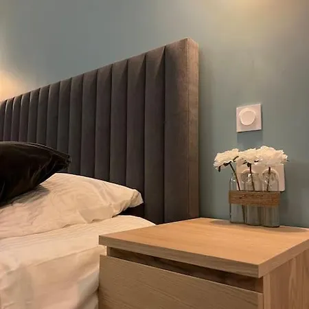 220 M2 A 20 Minutes De Paris Villa Trappes